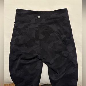 Lululemon fast and free 10 inch inseam biker shorts size 6 camo black color